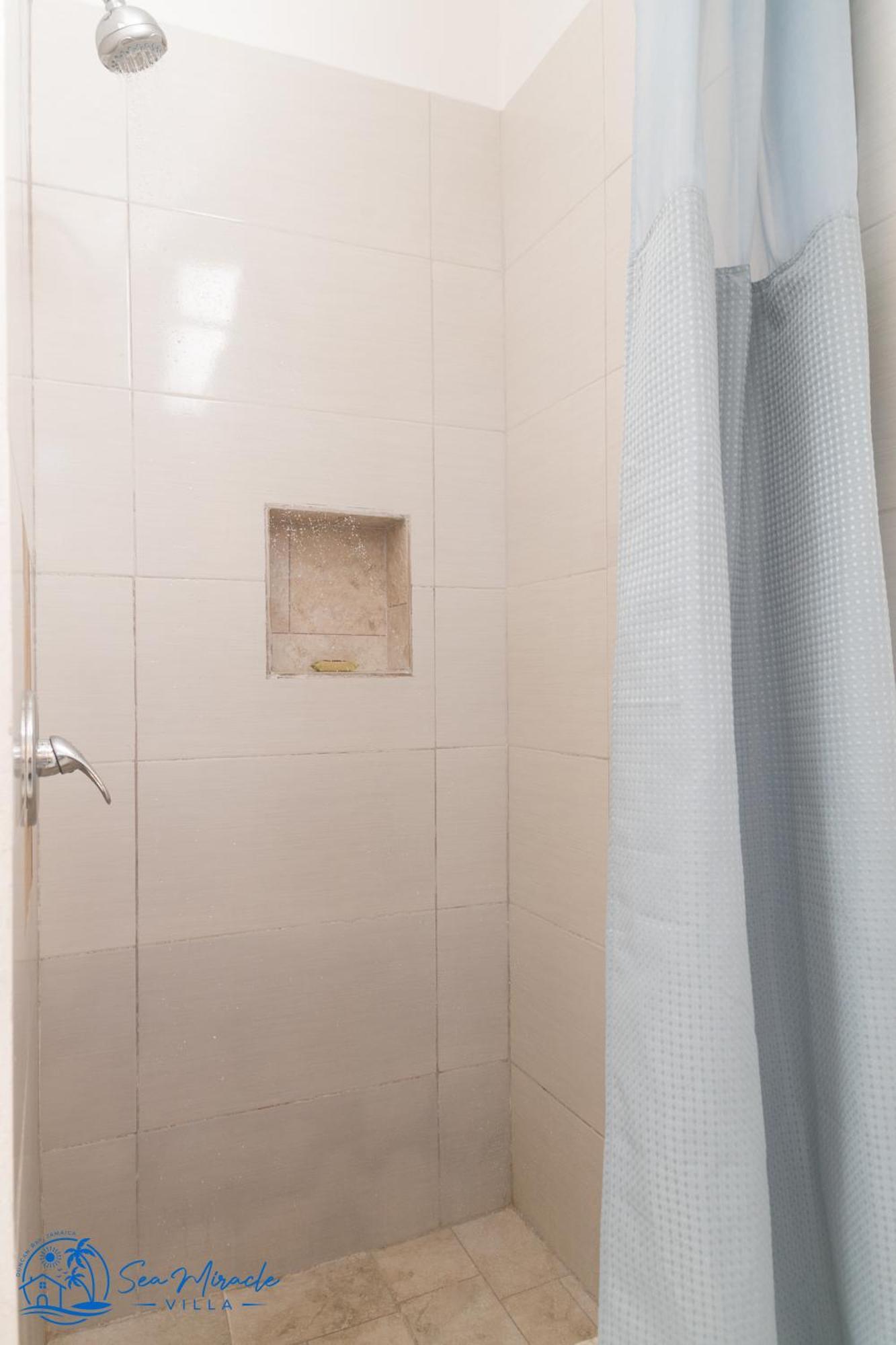 Sea Miracle Villa/Beach Cottage Silver Sands Extérieur photo